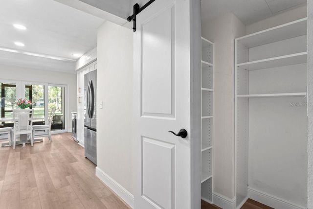 4910 BAY STREET NE 111, St Petersburg, FL 33703