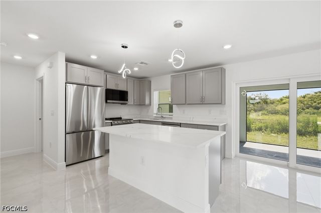 645 Whitmore LOOP, Lehigh Acres, FL 33972