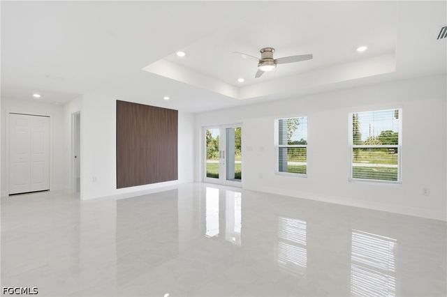 645 Whitmore LOOP, Lehigh Acres, FL 33972