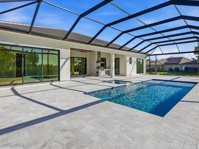 18433 Royal Hammock BLVD, Naples, FL 34114