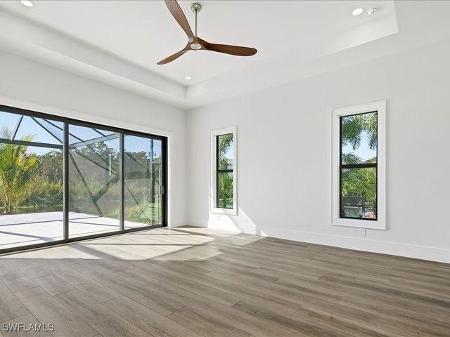 18433 Royal Hammock BLVD, Naples, FL 34114