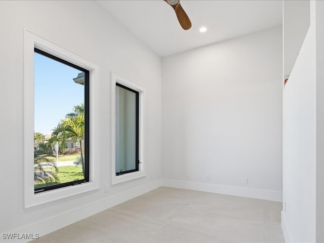 18433 Royal Hammock BLVD, Naples, FL 34114