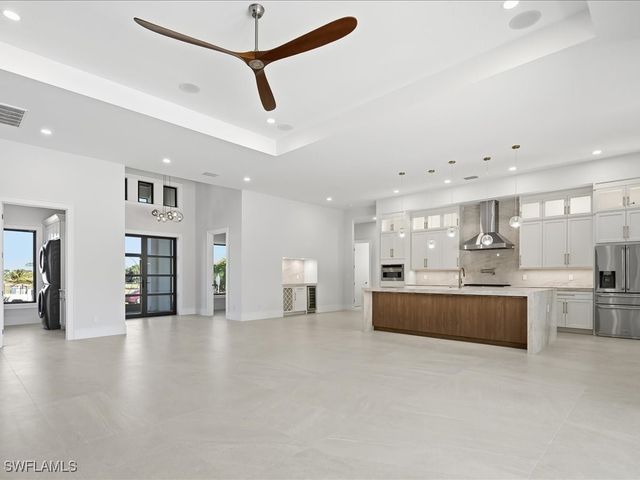 18433 Royal Hammock BLVD, Naples, FL 34114