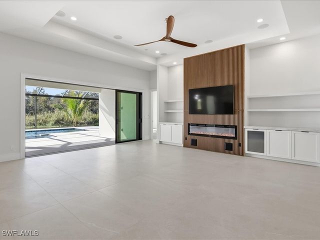 18433 Royal Hammock BLVD, Naples, FL 34114