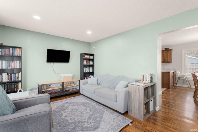 23729 River Manor Boulevard, Elkhart, IN 46516