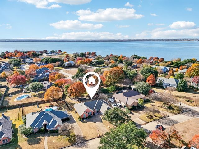 303 James Drive, Heath, TX 75032