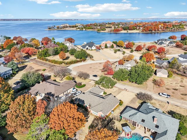 303 James Drive, Heath, TX 75032