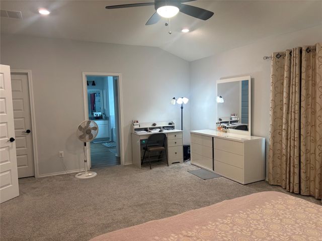 504 Ayinger LN, Austin, TX 78728