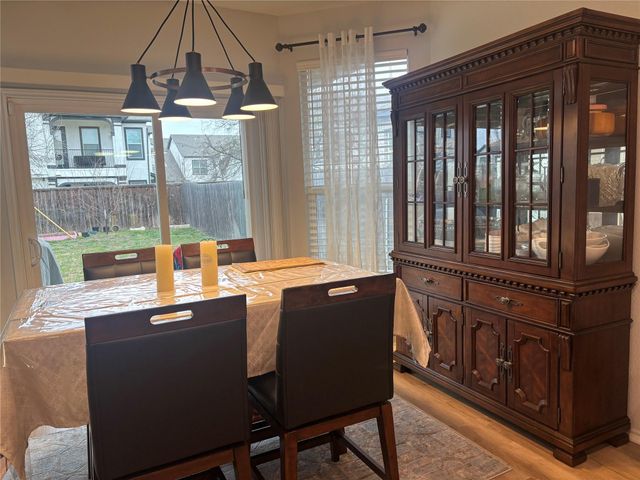 504 Ayinger LN, Austin, TX 78728