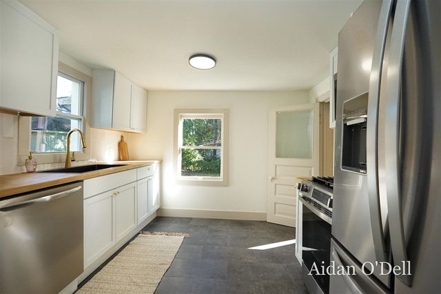 1002 Butterworth Street, Grand Rapids, MI 49504