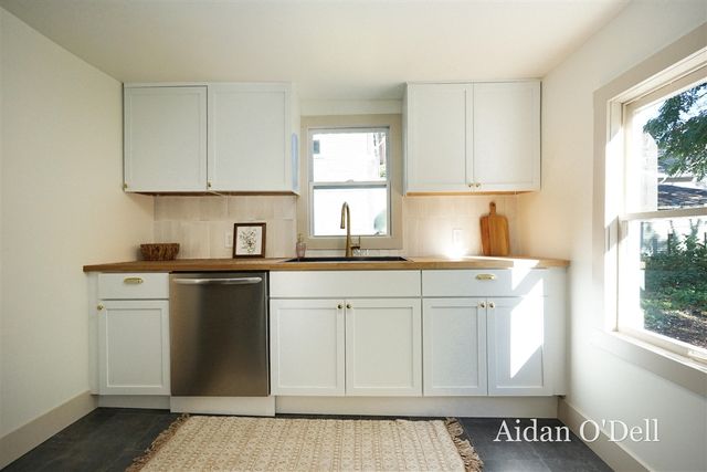 1002 Butterworth Street, Grand Rapids, MI 49504