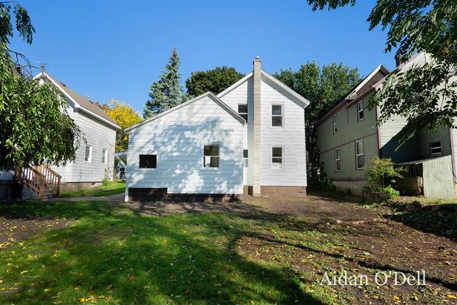 1002 Butterworth Street, Grand Rapids, MI 49504