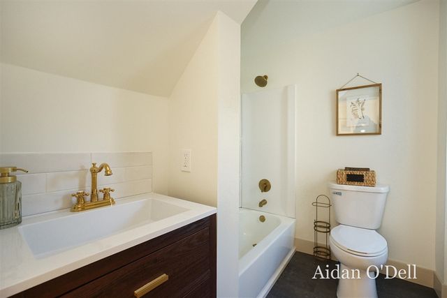 1002 Butterworth Street, Grand Rapids, MI 49504