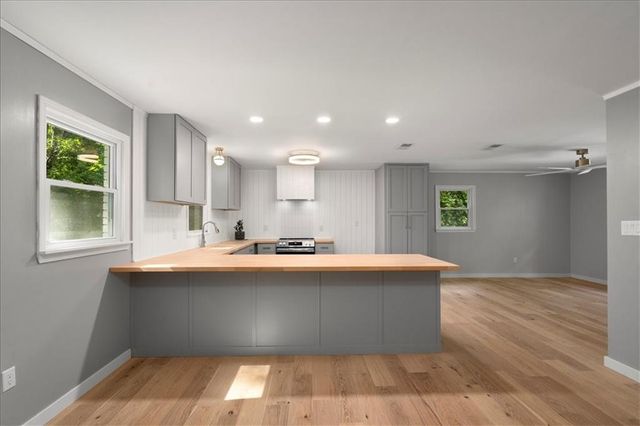 105 Overlook Drive, Winterville, GA 30683