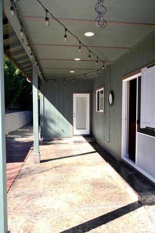 915 NW Bishop Street, Grants Pass, OR 97526