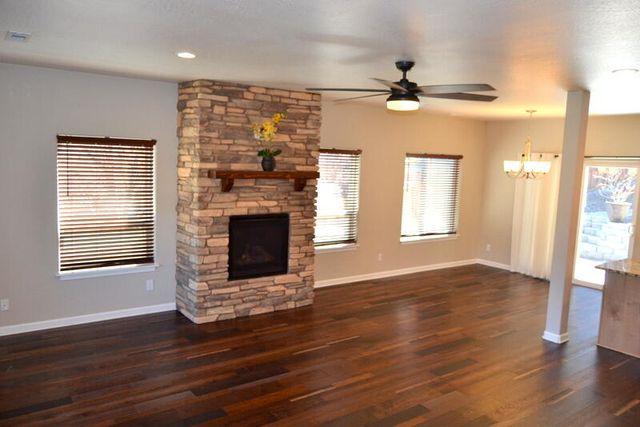 915 NW Bishop Street, Grants Pass, OR 97526