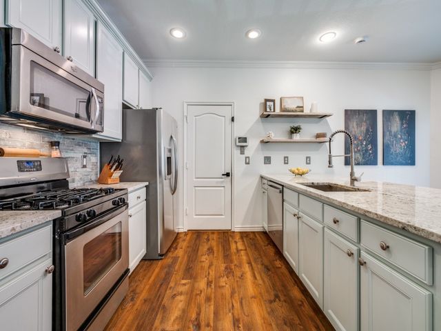 6890 Cortona Lane, Frisco, TX 75034