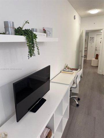 17150 N Bay Rd 2211, Sunny Isles Beach, FL 33160