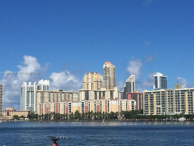 17150 N Bay Rd 2211, Sunny Isles Beach, FL 33160