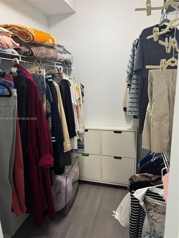 17150 N Bay Rd 2211, Sunny Isles Beach, FL 33160