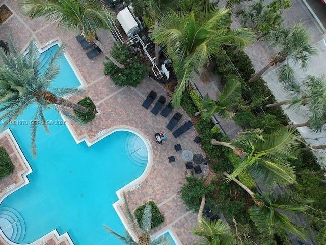 17150 N Bay Rd 2211, Sunny Isles Beach, FL 33160