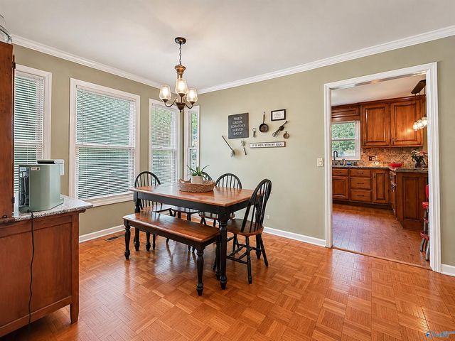 2151 Bluff Street NW, Hartselle, AL 35640