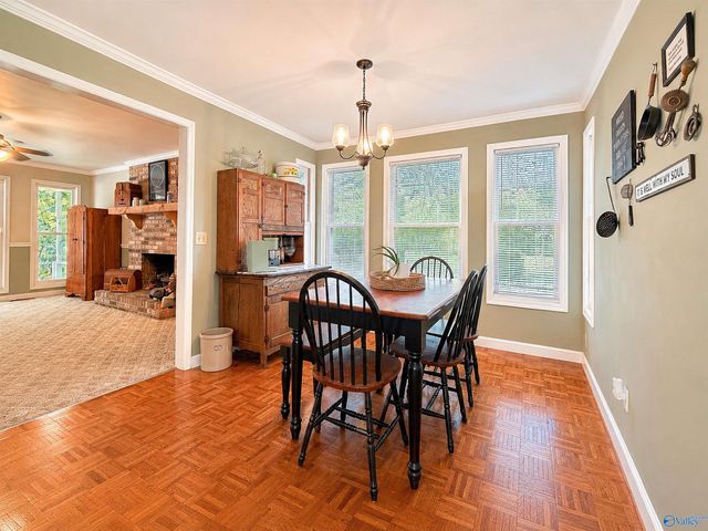 2151 Bluff Street NW, Hartselle, AL 35640