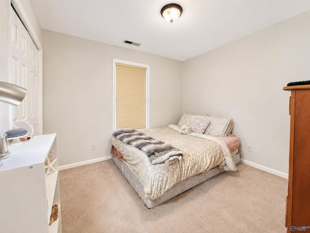 2151 Bluff Street NW, Hartselle, AL 35640