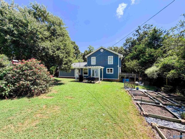 2151 Bluff Street NW, Hartselle, AL 35640