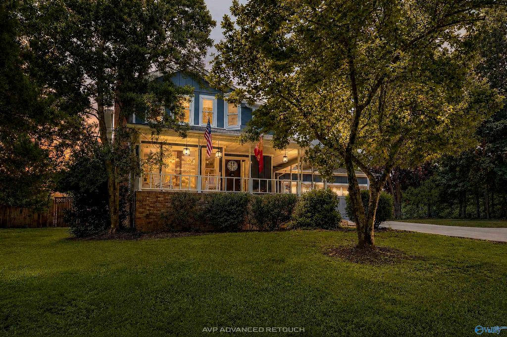 2151 Bluff Street NW, Hartselle, AL 35640