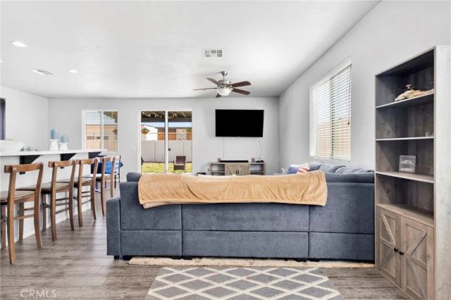 8179 Taft, Oak Hills, CA 92344