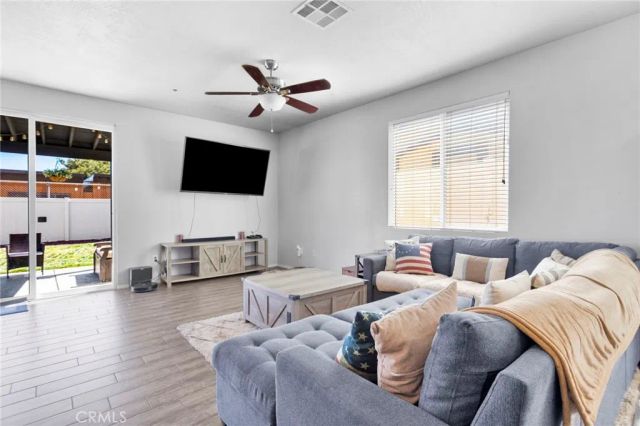 8179 Taft, Oak Hills, CA 92344