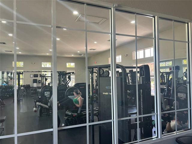 22526 SW 89th Pl, Cutler Bay, FL 33190