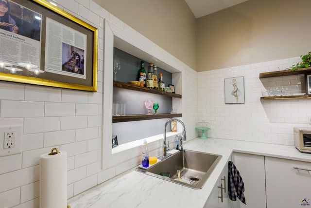 1485 Lone Oak Drive, Macon, GA 31211