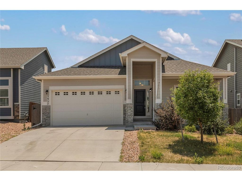 5957 Mumford Dr, Colorado Springs, CO 80925