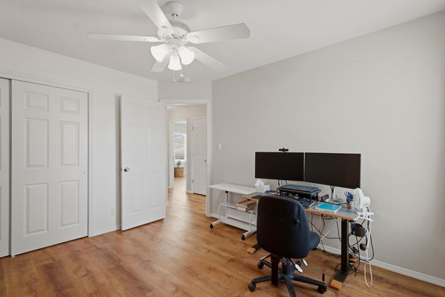 1005 Chiricahua Street SE, Albuquerque, NM 87123