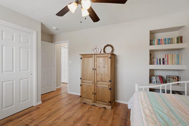 1005 Chiricahua Street SE, Albuquerque, NM 87123