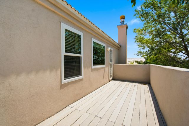 1005 Chiricahua Street SE, Albuquerque, NM 87123