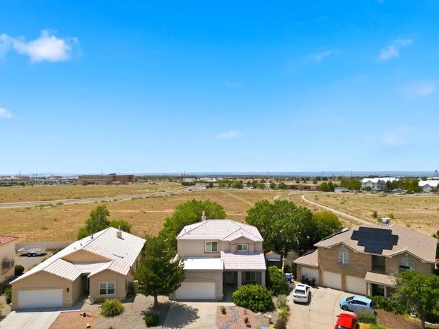 1005 Chiricahua Street SE, Albuquerque, NM 87123