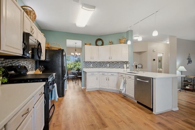1005 Chiricahua Street SE, Albuquerque, NM 87123