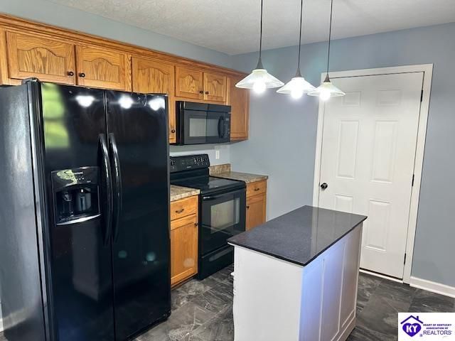 233 Southern Lake Drive, Elizabethtown, KY 42701