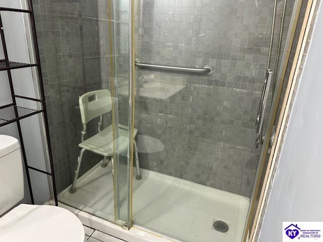 233 Southern Lake Drive, Elizabethtown, KY 42701