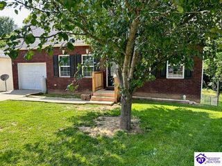 233 Southern Lake Drive, Elizabethtown, KY 42701