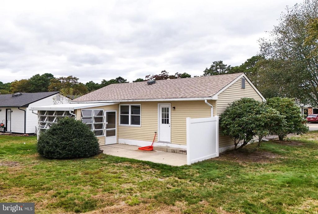1 WHITECAP WAY, Brick, NJ 08723
