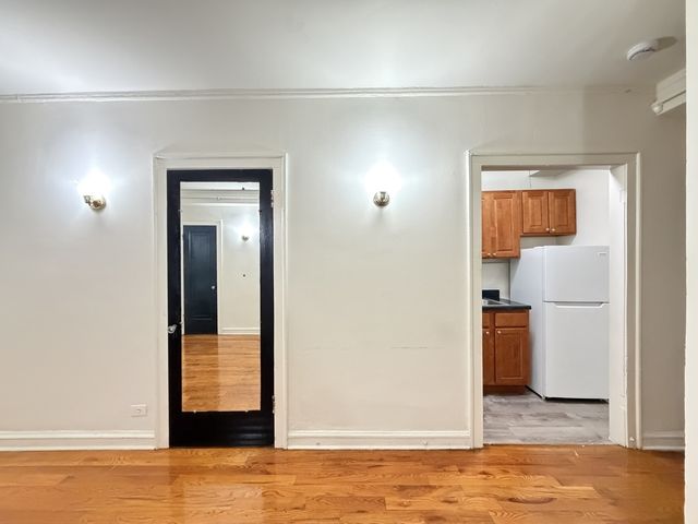 917 W EASTWOOD Avenue 107, Chicago, IL 60640