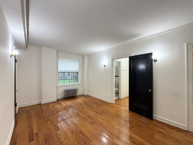 917 W EASTWOOD Avenue 107, Chicago, IL 60640