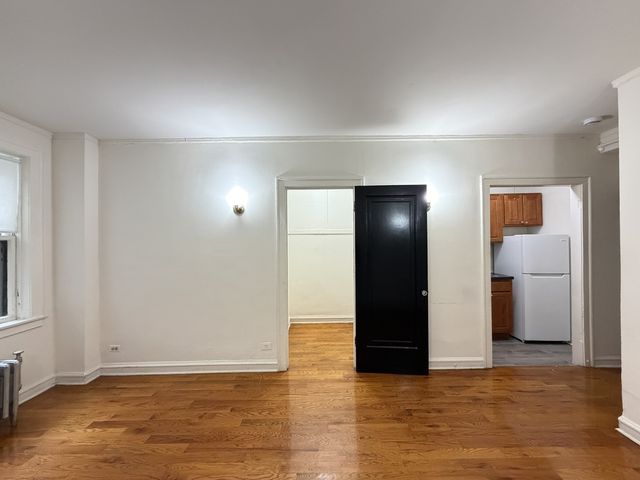 917 W EASTWOOD Avenue 107, Chicago, IL 60640