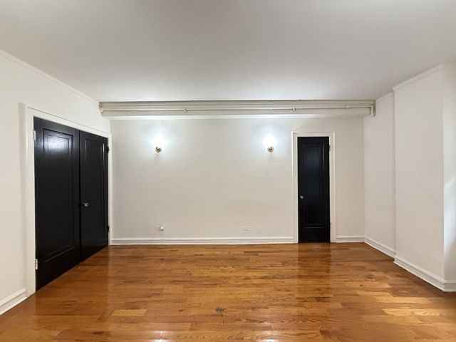 917 W EASTWOOD Avenue 107, Chicago, IL 60640