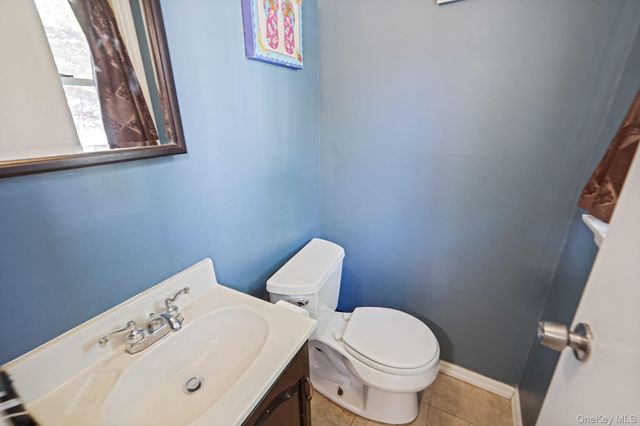 38 Nymph Road, Rocky Point, NY 11778