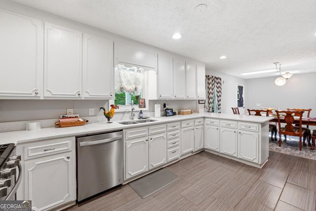 426 Green Ridge Road SE, Cartersville, GA 30120